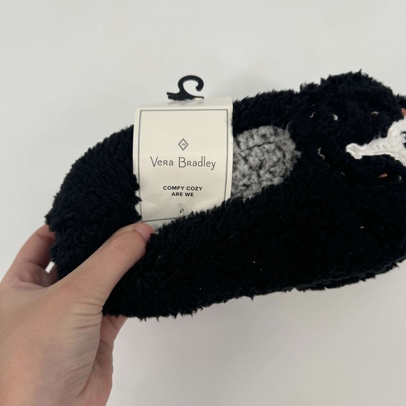 NWT Vera Bradley dog face printed fuzzy slip on slippers - Picture 2 of 5